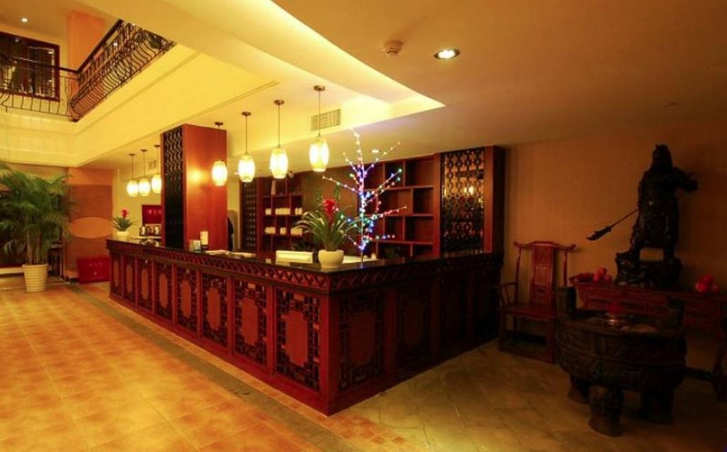 Yunheng Hotel Neijiang Exterior photo