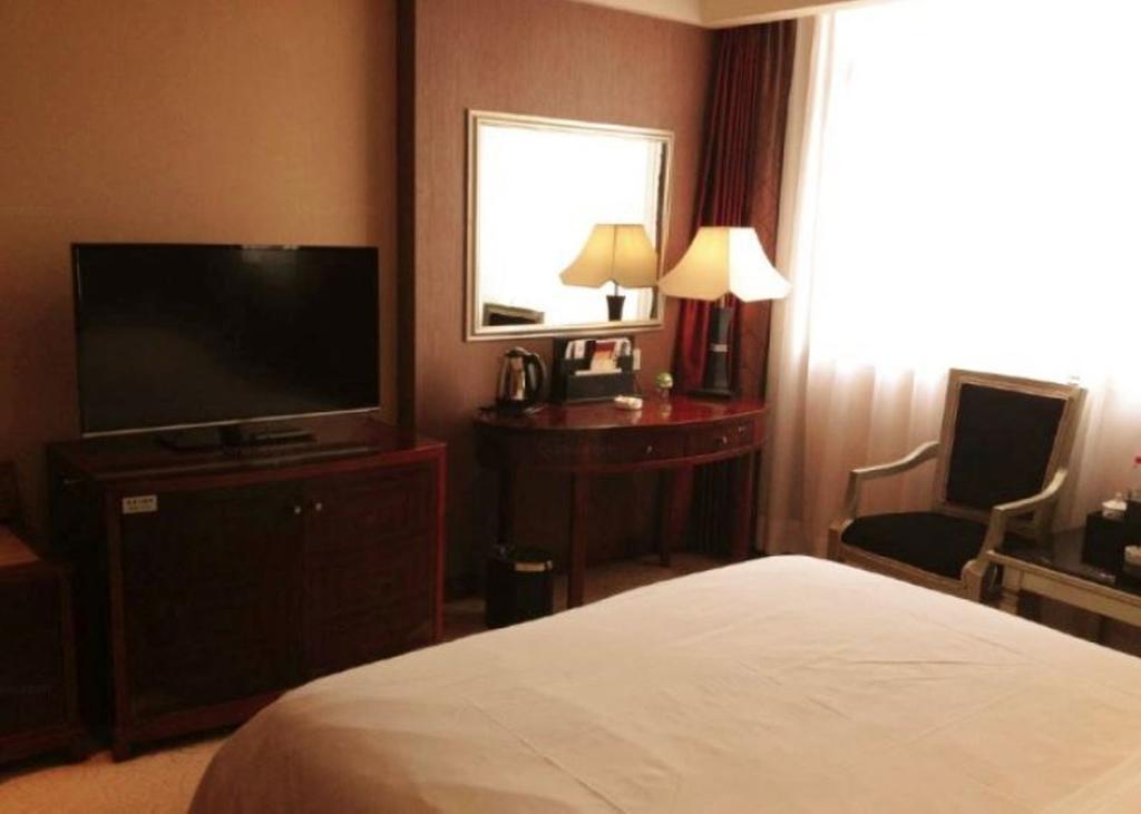 Yunheng Hotel Neijiang Exterior photo